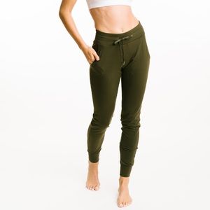 Zyia Olive Ascend Joggers